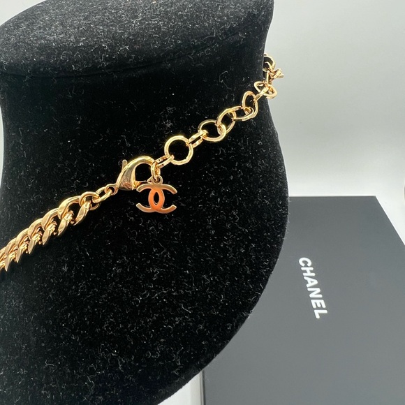 Chanel CC 24k GP pink and gold Necklace in box ❤️Authentic - Picture 8 of 9
